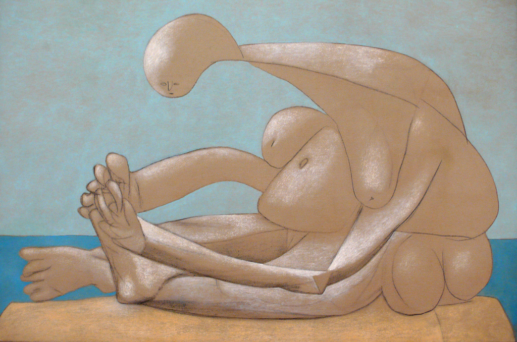 Femme-assise-sur-la-plage-1937-Picasso4